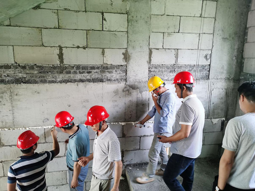 江南實驗小學(xué)2#教輔樓完成一、二層主體結(jié)構(gòu)驗收