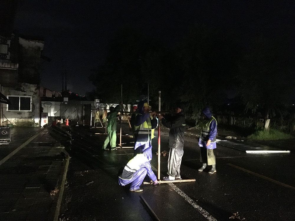 抗洪搶險(xiǎn)在一線(xiàn)——記屯溪城建投公司抗洪搶險(xiǎn)突擊隊(duì)