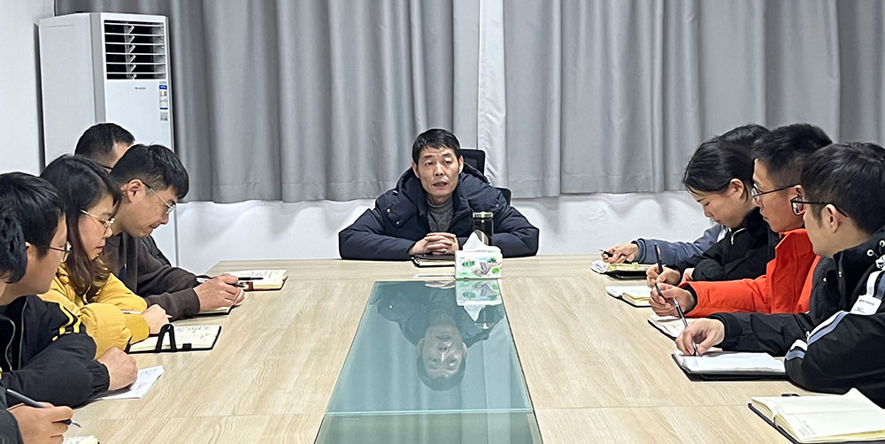 聚焦公司發(fā)展，共謀提升路徑 屯溪城建投公司召開2022年度全體員工大會