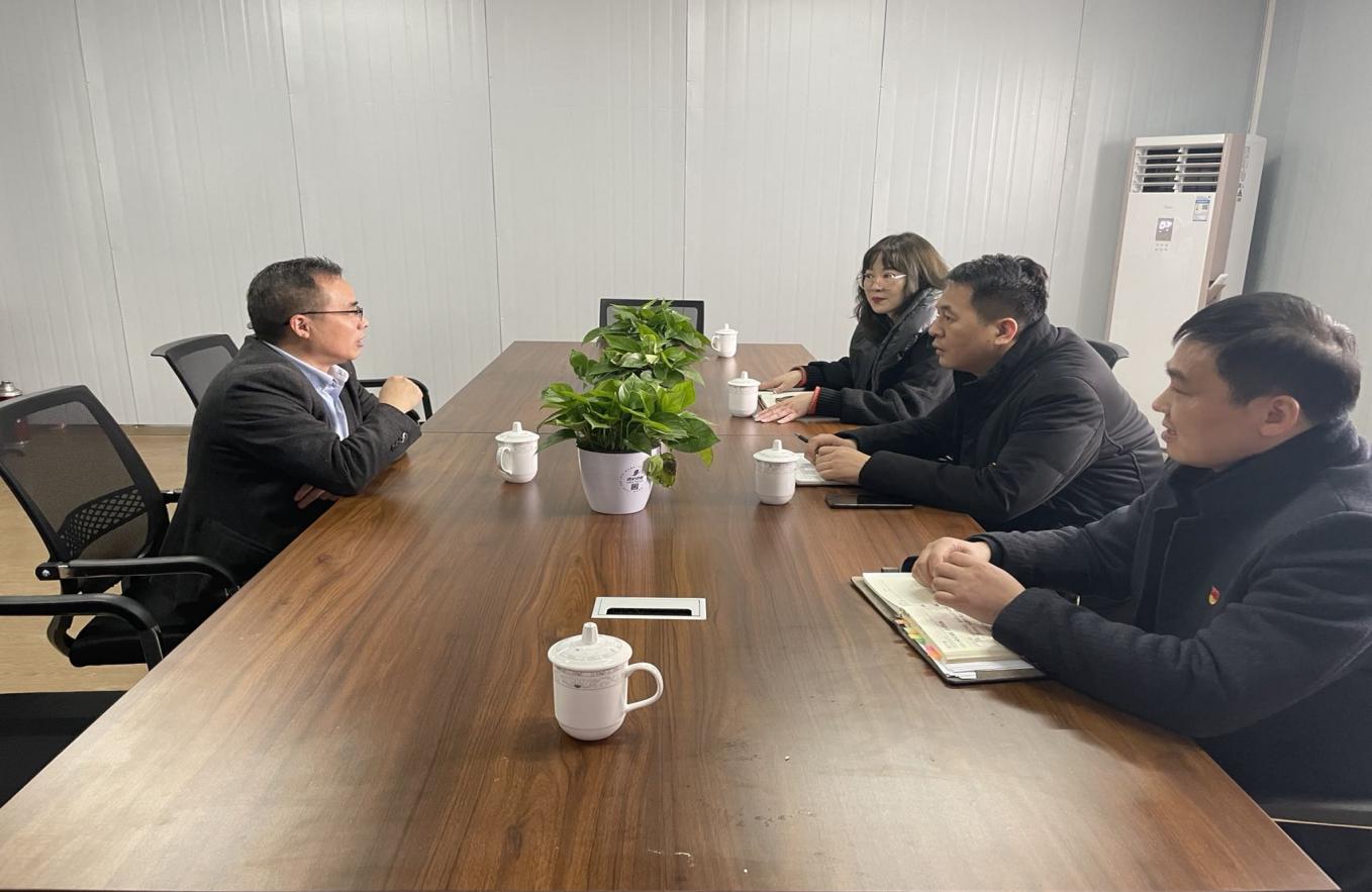 “一改兩為五做到 深走實(shí)訪解企憂(yōu)”屯溪區(qū)國(guó)投集團(tuán)開(kāi)展二月主題黨日活動(dòng)