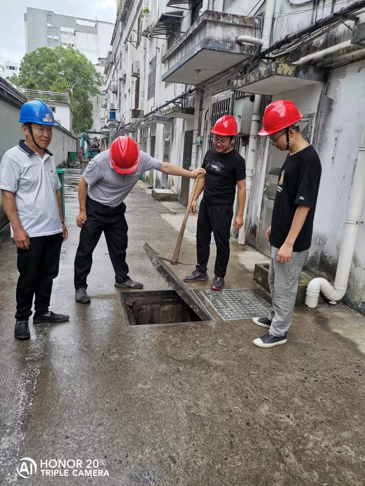 遵守安全生產(chǎn)法，當(dāng)好第一責(zé)任人