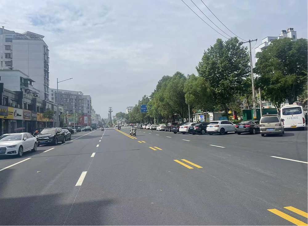 完善基礎(chǔ)設(shè)施提升改造，確保人民群眾出行安全