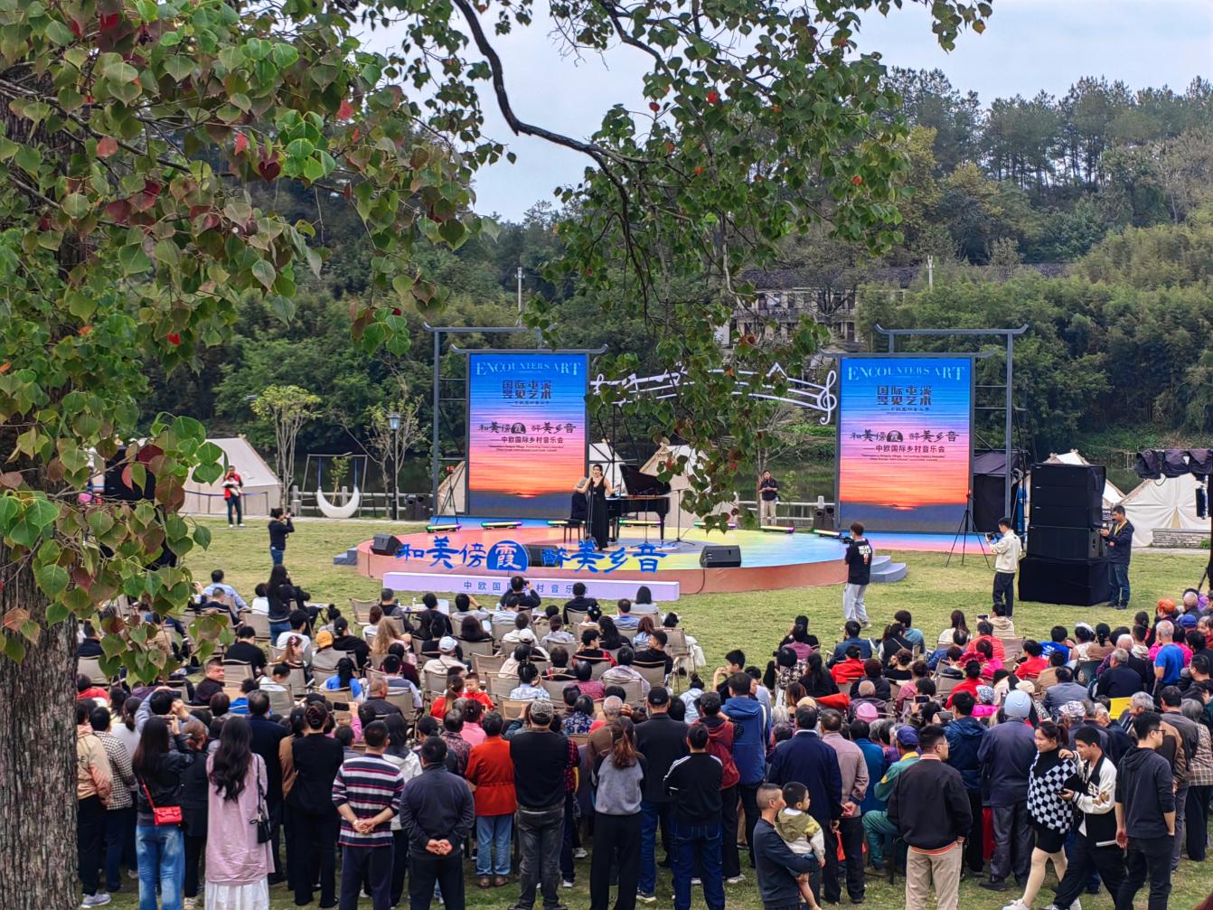 “出攤”即“出圈”！朱村“荷·咖啡”邀您一起聆聽經(jīng)典！