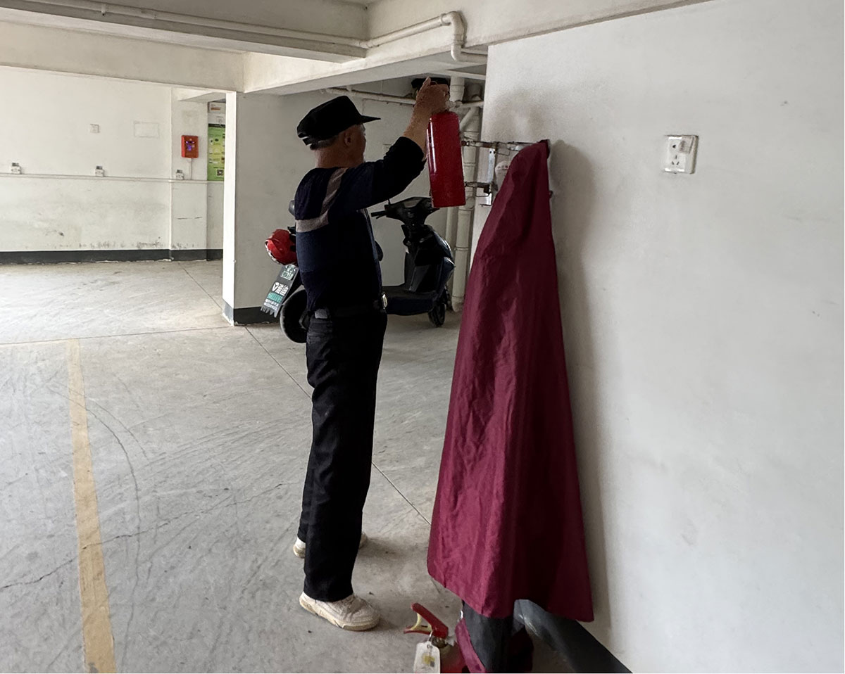 區(qū)國(guó)資運(yùn)營(yíng)公司全面開(kāi)展安置小區(qū)消防檢查筑牢安置小區(qū)安全防線