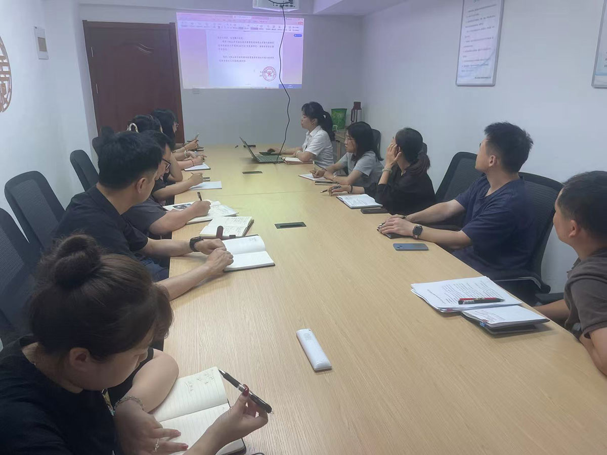 筑牢集團(tuán)風(fēng)險(xiǎn)堤壩，護(hù)航公司高質(zhì)量發(fā)展