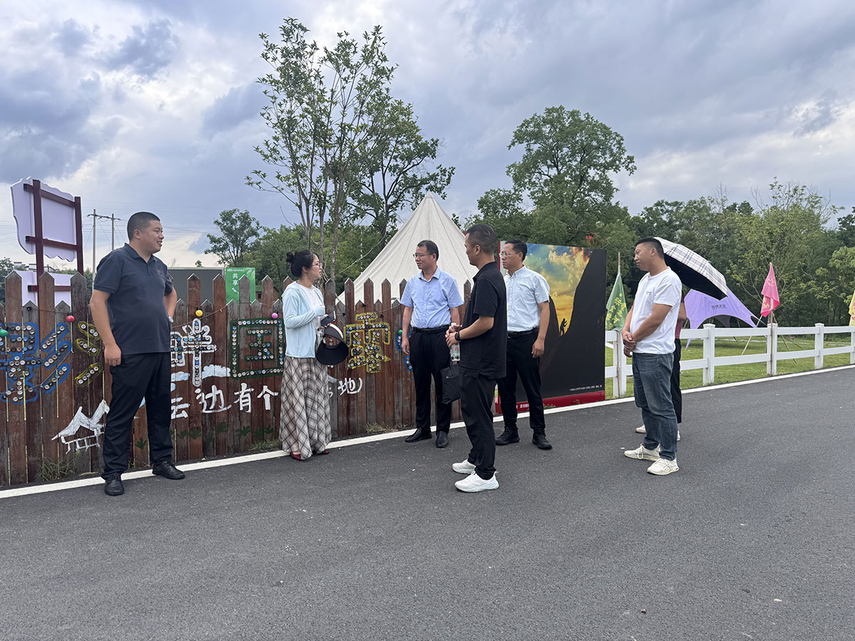 文化為魂，生態(tài)為基——傍霞村鄉(xiāng)村振興特色模式探討